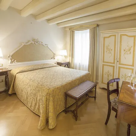 Relais Fra' Lorenzo Гостьовий будинок 5*