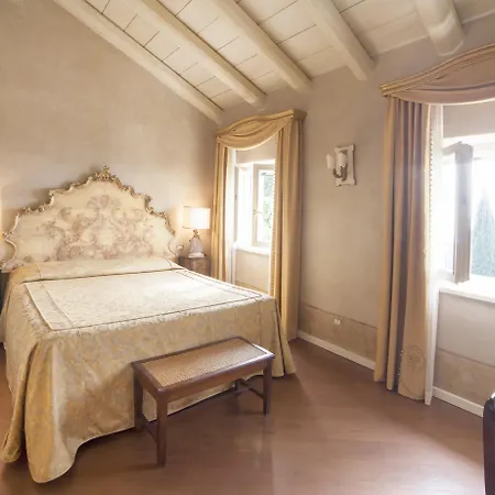 Relais Fra' Lorenzo Гостьовий будинок Верона