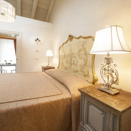 Relais Fra' Lorenzo Верона