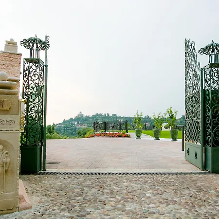 Relais Fra' Lorenzo Гостьовий будинок 5*