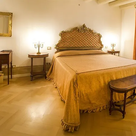 Relais Fra' Lorenzo 5*