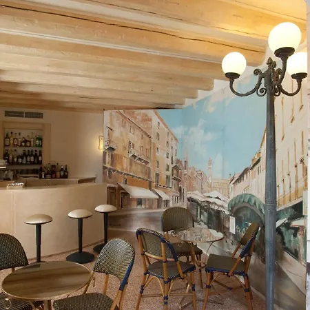 Relais Fra' Lorenzo 5* Верона